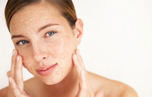 Bị nám da, cứ lấy nắm giá đỗ và củ cải làm thế này sau 2 tuần là sạch bách-5