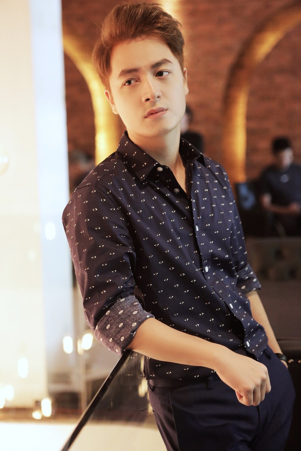 Đâu là những sao nam mãi không chịu già của showbiz Việt?-6