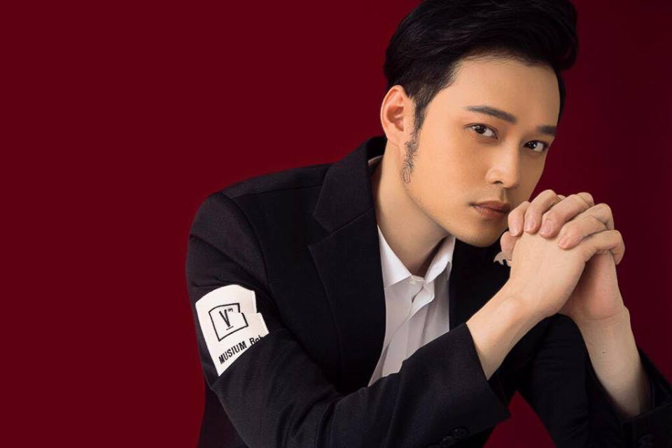 Đâu là những sao nam mãi không chịu già của showbiz Việt?-10