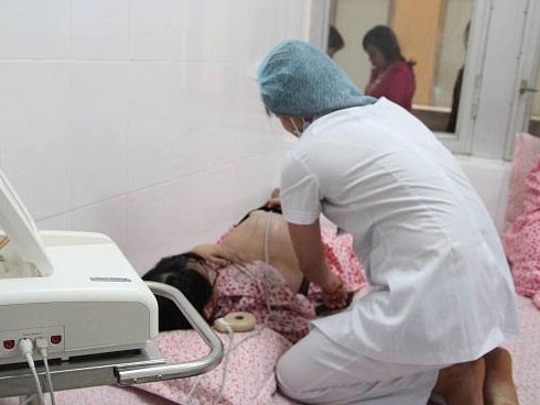 Thời tiết nắng nóng, chuyên gia cảnh báo bà bầu khi uống nước hoa quả giải nhiệt