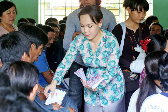 Quyền Linh, Hoài Linh, Mỹ Tâm sở hữu tài sản siêu khủng vẫn sống cực giản dị-11
