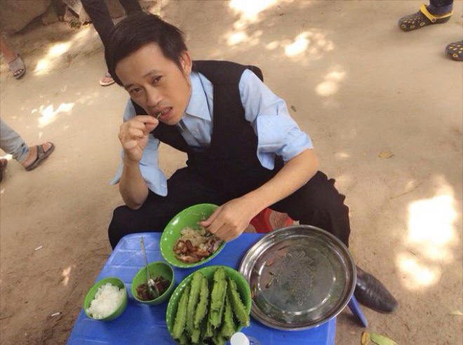 Quyền Linh, Hoài Linh, Mỹ Tâm sở hữu tài sản siêu khủng vẫn sống cực giản dị-9