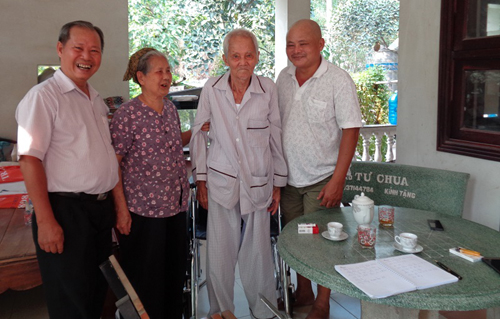 Thay van tim thành công cho cụ ông 90 tuổi-3