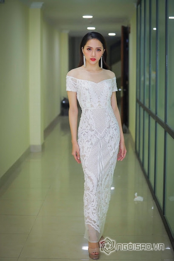 Hoa hậu Chuyển giới Quốc tế Hương Giang diện đầm trắng gợi cảm tái xuất thủ đô-3