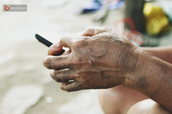 Người mẹ nghèo sinh 14 đứa con: Cố gắng tích góp để lỡ nằm xuống còn có cỗ quan tài-17