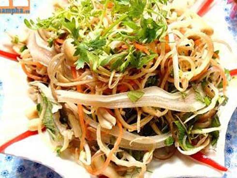 6 cách làm nộm tai heo để chị tha hồ