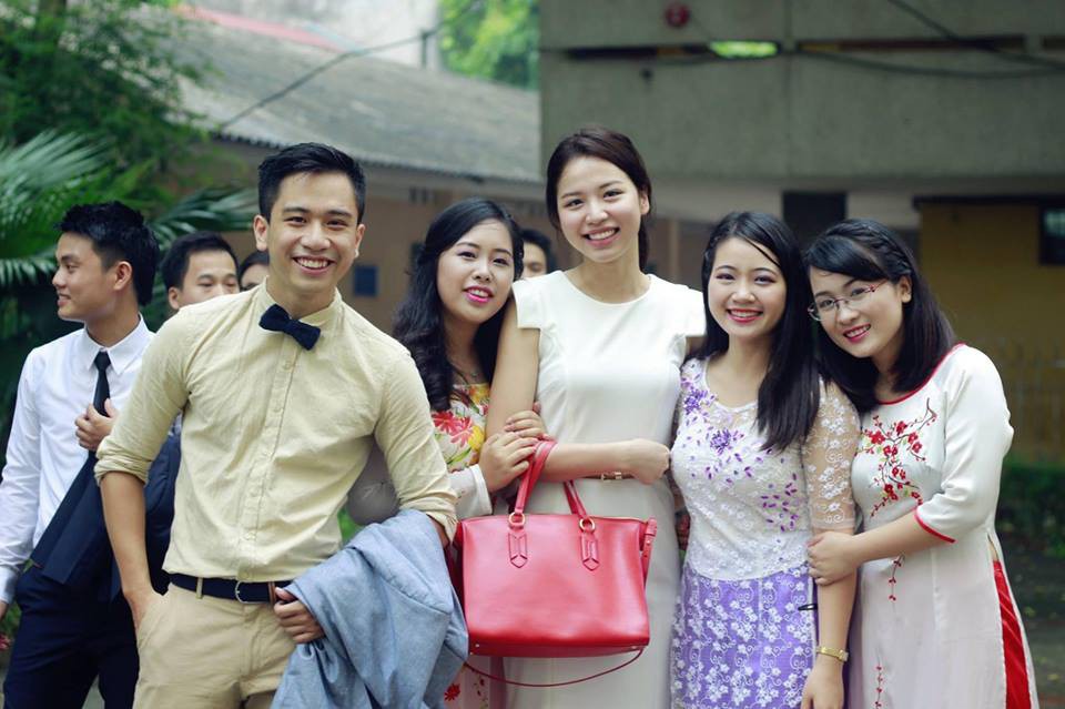 Giáo viên mà cứ xinh gái, đẹp trai như những thầy cô này thì học sinh sẽ chăm đi học lắm đây!-3