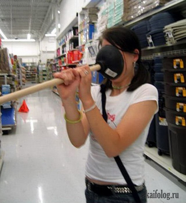 Những hình ảnh lầy lội trong ngày nắng nóng của chị em-1