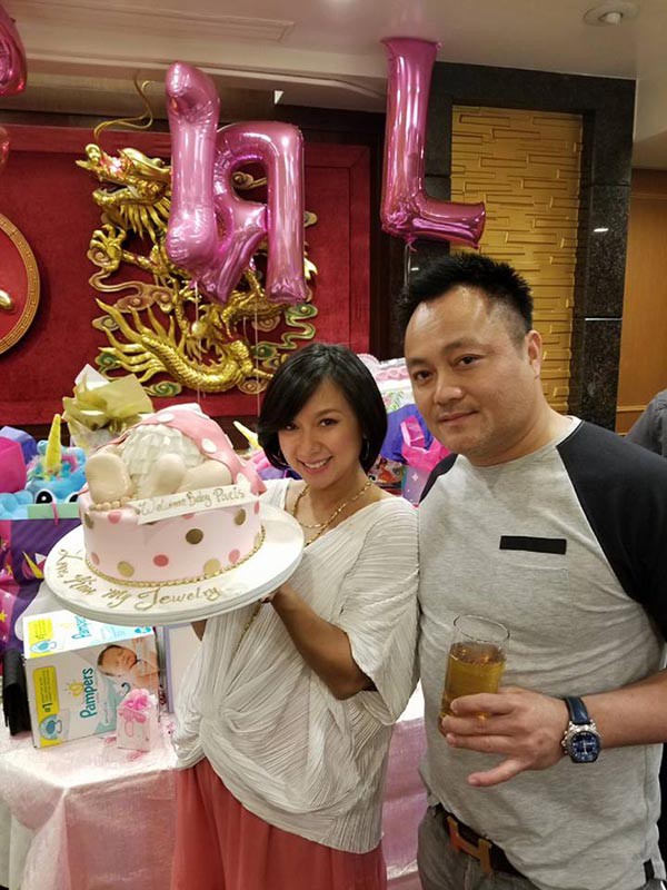 Chuyện ít biết về chồng đại gia của Y Phụng - biểu tượng gợi cảm nhất màn ảnh Việt-12