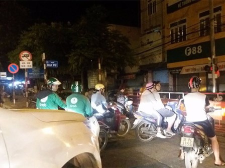 Mẹ bé gái 9 tuổi bị tài xế Grab quấy rối: