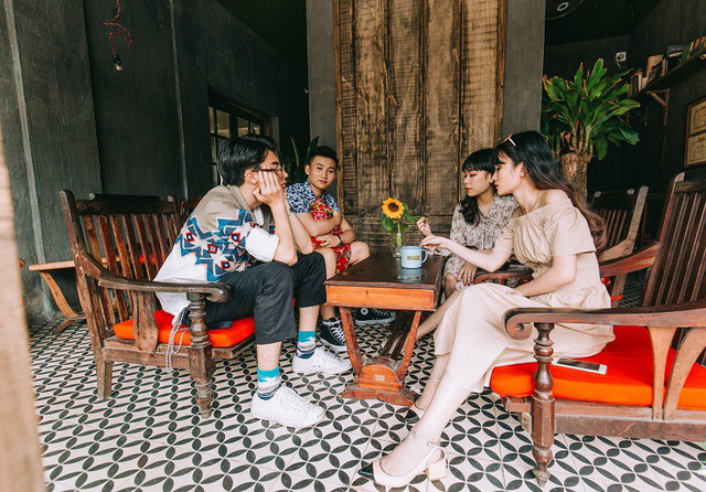 Kỷ yếu đậm chất... tổ dân phố của học sinh Quảng Ninh-7