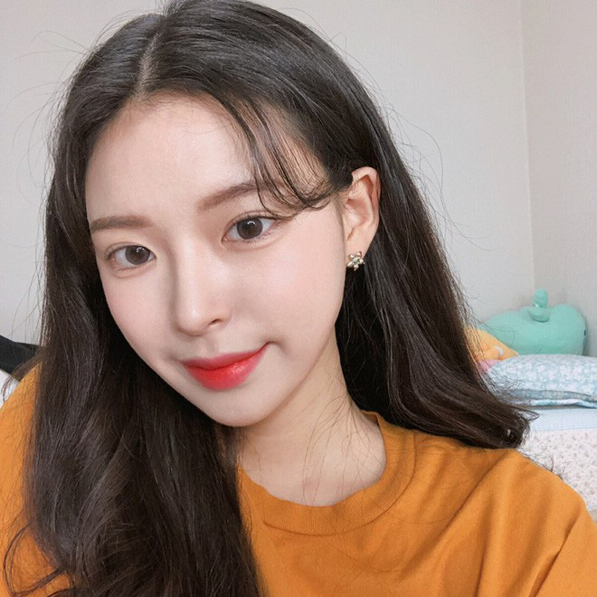 3 kiểu tóc mái xinh xắn, mát mẻ cho các nàng không muốn lộ trán sân bay hè này-5