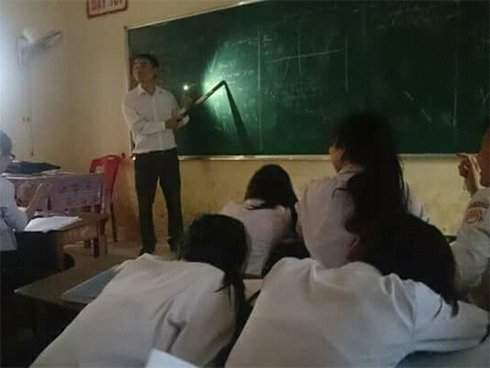 Hình ảnh chiếc đề cương dài 2-3m khiến nhiều học sinh choáng váng khiếp sợ mùa thi học kỳ trước mắt-5