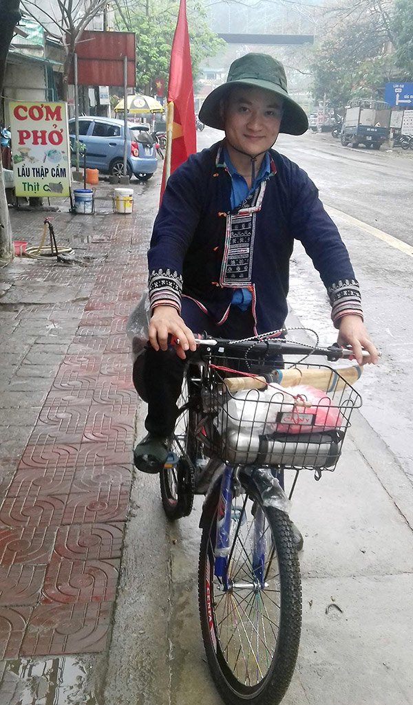 Chỉ 132 nghìn đồng, chàng trai đạp xe hơn 1.000km theo dấu chân Bác-1
