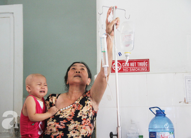 Phép màu đến với bé gái 4 tuổi bị ung thư máu từng ngây ngô hỏi: Con sẽ chết hả mẹ?-8