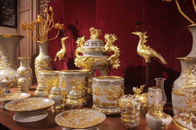 Đại gia Việt chơi trội chi tiền tỷ mua bức tranh ngọc lớn nhất Châu Á-10