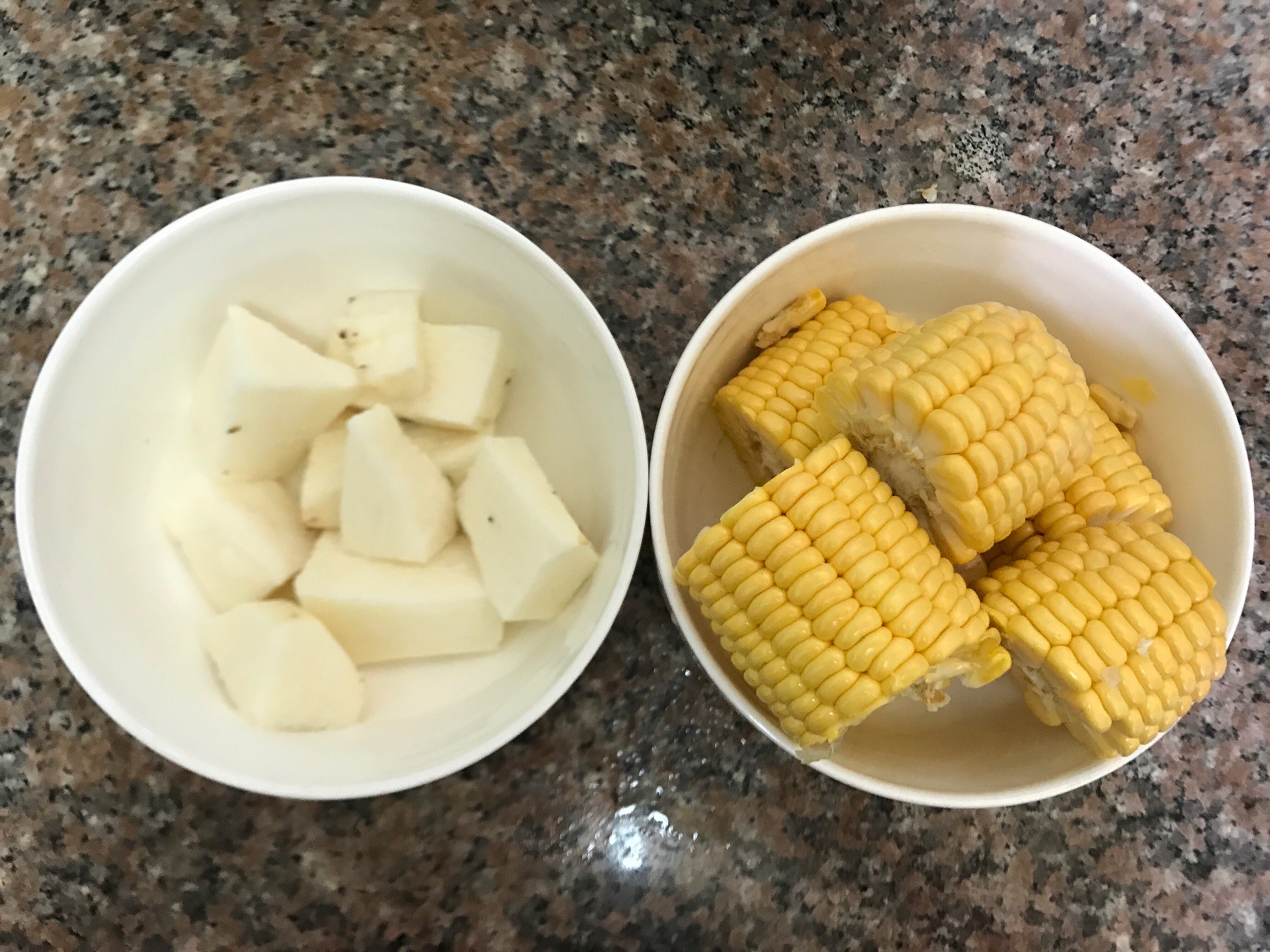 Thử nấu canh sườn theo kiểu mới, chắc chắn cả nhà bạn thích mê-1