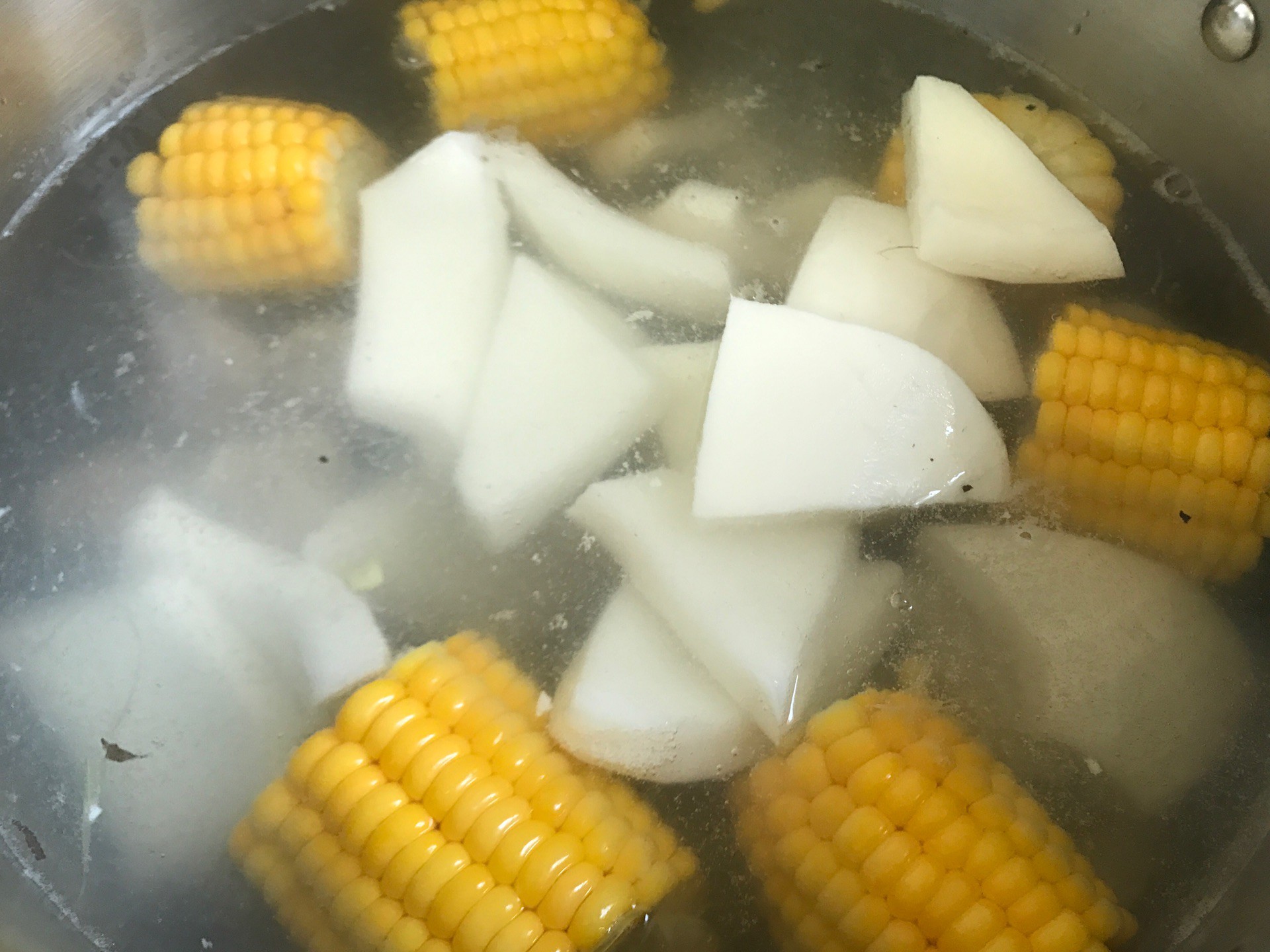 Thử nấu canh sườn theo kiểu mới, chắc chắn cả nhà bạn thích mê-4