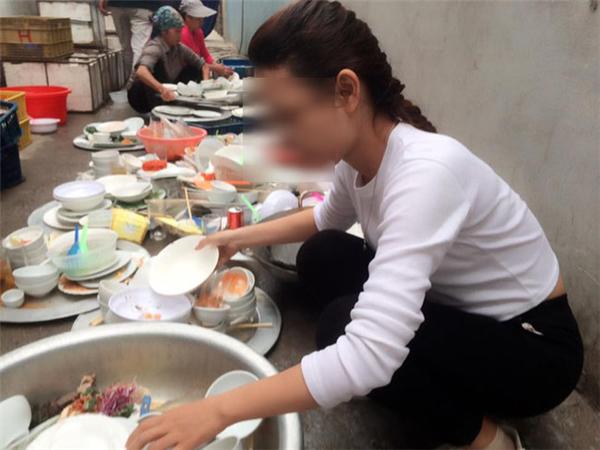 Vợ trẻ gây xôn xao với quan điểm lấy chồng sớm chẳng khác nào từ công chúa” thành con sen”-2