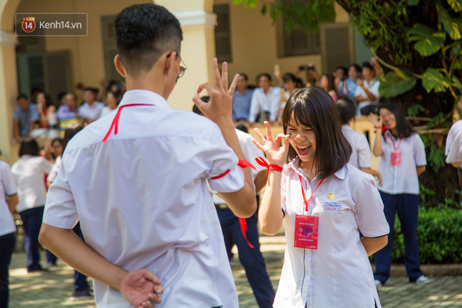 Ngày ra trường của teen Lê Hồng Phong: Nụ cười và nước mắt, bạn tôi ơi xin bên nhau thêm chút nữa!-8