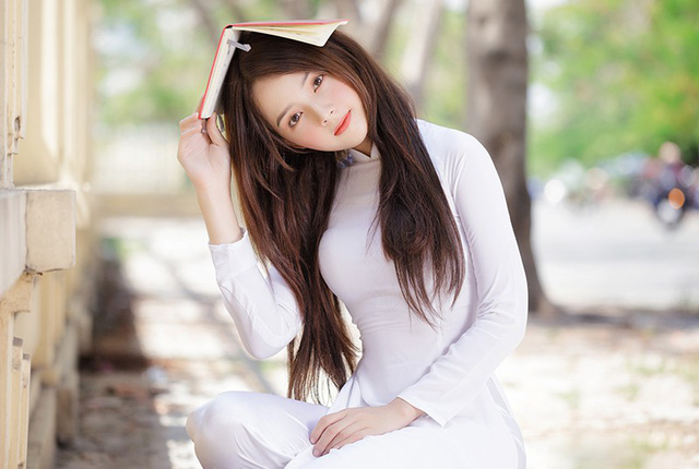 Hot girl ảnh thẻ Hương Lê diện áo dài trắng nhớ thuở học trò-10