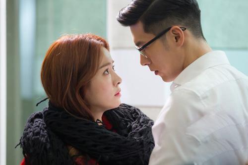 Hí hửng khoác tay cô tình cũ vào nhà nghỉ, tôi chết lặng khi nhìn sang phòng bên-1