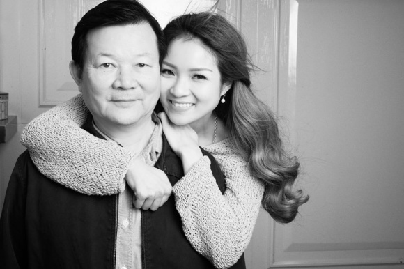 Bộ ảnh đánh dấu tuổi 29 tuổi bên cả gia đình của Thủy Top-3