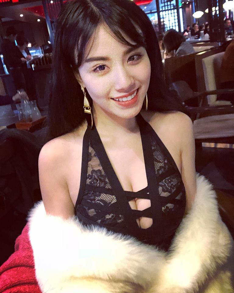 Loạt ảnh quá nóng bỏng của Linh Miu-3