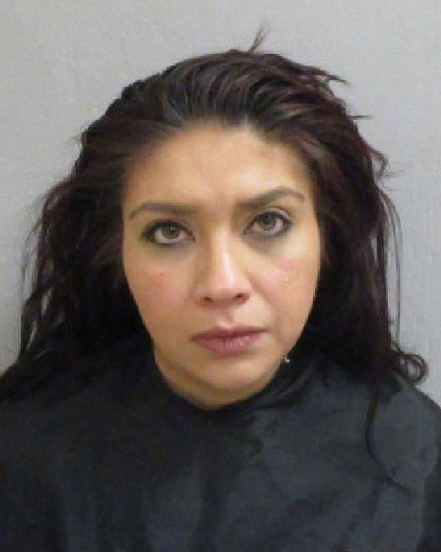 Đang đau đớn khi con vừa sinh đã mất, chồng càng sốc hơn khi biết sự thật vợ che giấu-1