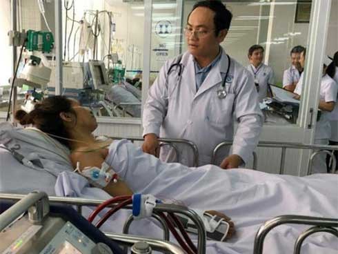 TP.HCM: Người mẹ đơn thân nuôi 3 con bất ngờ rơi vào hôn mê vì triệu chứng như… cảm cúm