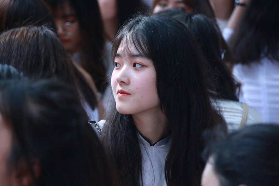 Học trò khóc như mưa ngày chia tay cuối cấp-12