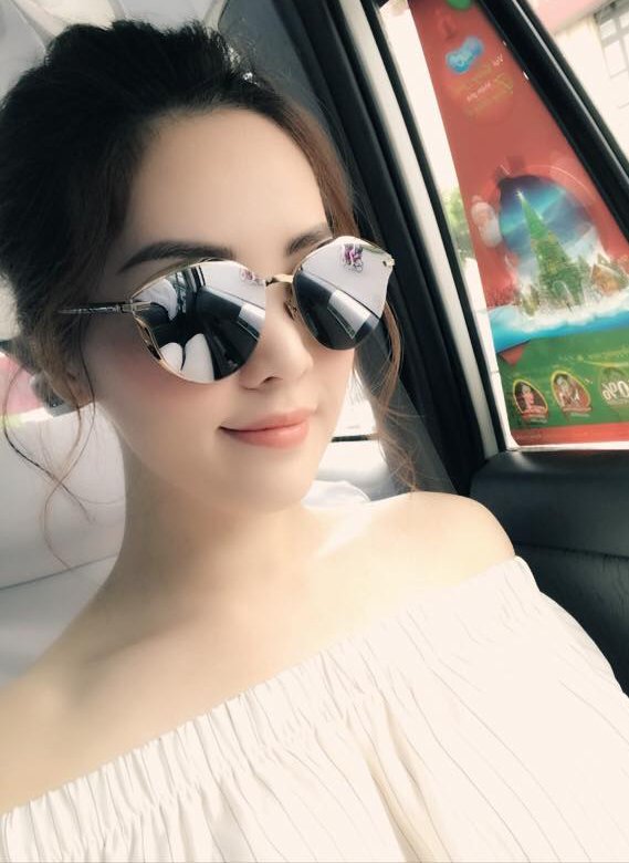 Cuộc sống giàu có của Á hậu Thụy Vân-12