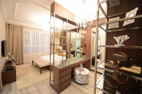 Cuộc sống giàu có của Á hậu Thụy Vân-6