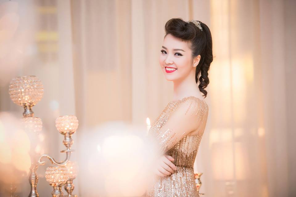 Cuộc sống giàu có của Á hậu Thụy Vân-2