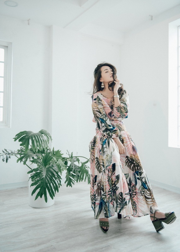 32 tuổi, MC VTV Quỳnh Chi vẫn trẻ đẹp như nữ chính ngôn tình-10