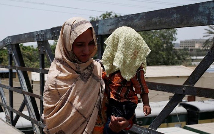 Hình ảnh nắng nóng kinh hoàng làm 65 người chết ở Pakistan-3