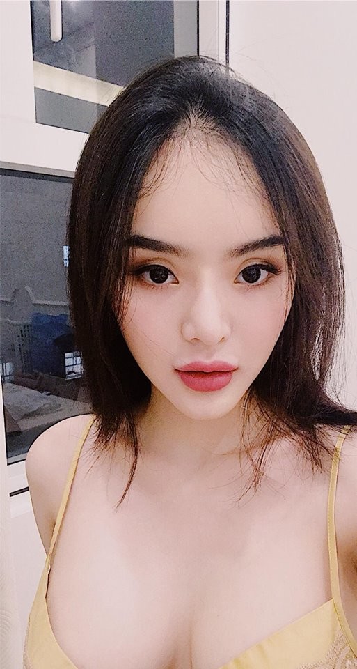 Những cô em gái nổi tiếng xinh đẹp, nóng bỏng của dàn mỹ nhân Vbiz-3