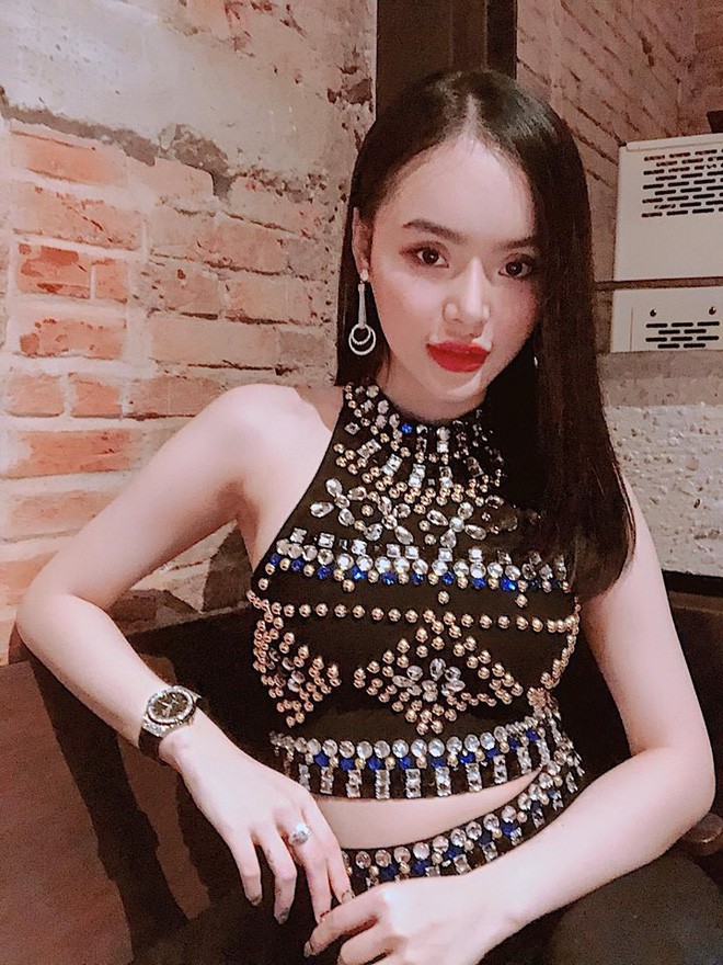 Những cô em gái nổi tiếng xinh đẹp, nóng bỏng của dàn mỹ nhân Vbiz-4