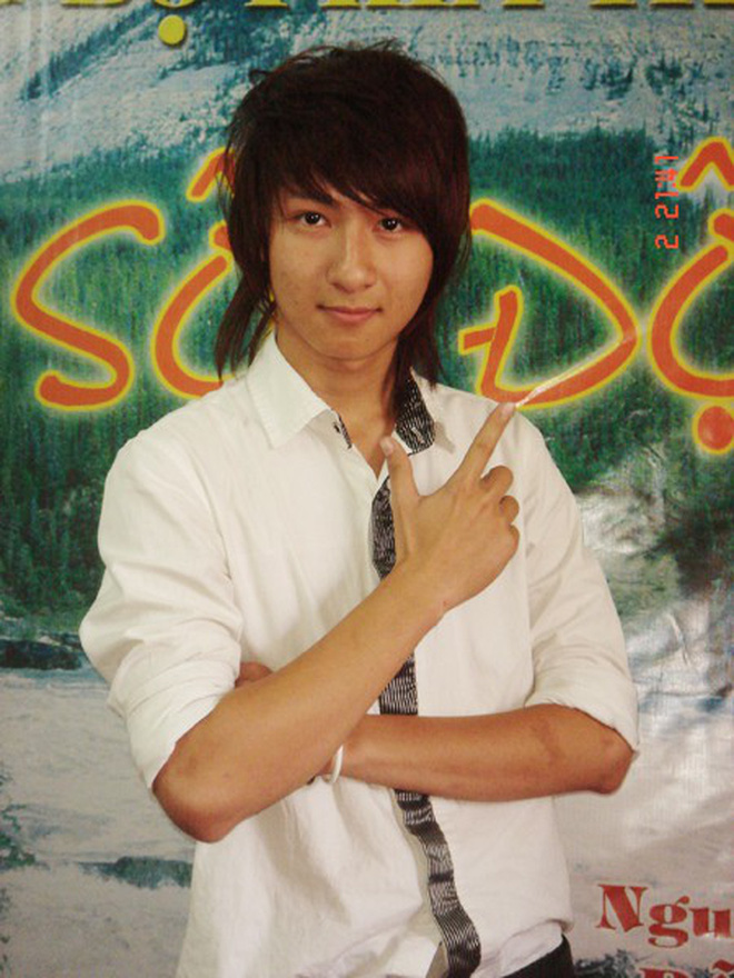 Giật mình nhìn lại dàn sao Mùa hè sôi động: Người lột xác nóng bỏng, một bước thành sao hạng A-16