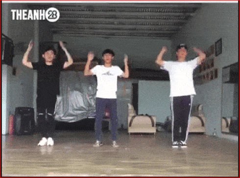 Chi Pu đúng là 'không phải dạng vừa', cứ ra MV là lại tạo trào lưu cover cực hot trong giới trẻ