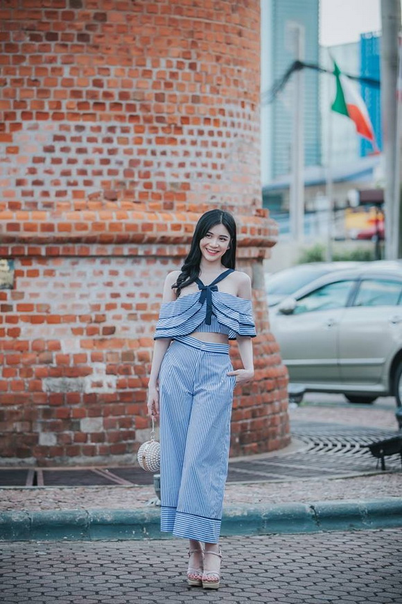 Thanh Bi buông lơi vai trần, nhẹ nhàng xuống phố-2