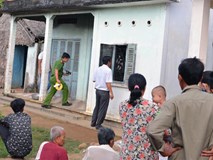 Vợ chồng giáo viên tử vong ở nhà riêng, chồng có dây điện quấn cổ Vợ chồng giáo viên tử vong ở nhà riêng, chồng có dây điện quấn cổ