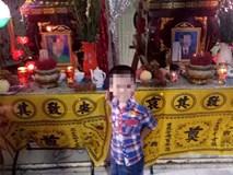 Nghẹn ngào đám tang cặp vợ chồng giáo viên chết lõa thể, con trai 3 tuổi ngây ngô bên linh cữu Nghẹn ngào đám tang cặp vợ chồng giáo viên chết lõa thể, con trai 3 tuổi ngây ngô bên linh cữu