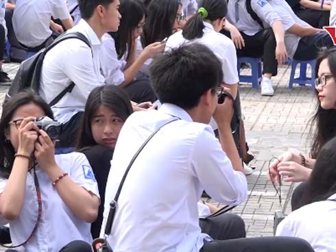 Bức thư xúc động của cô giáo gửi học trò trong lễ trưởng thành