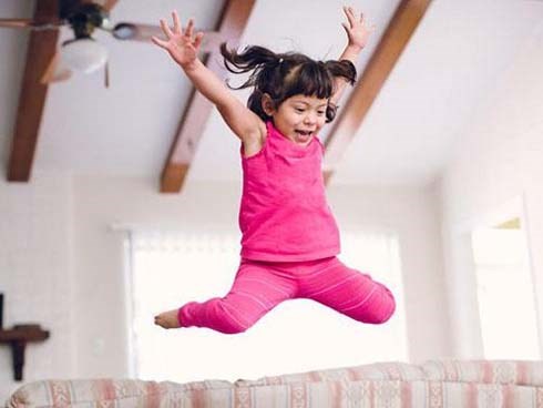 10 cách giúp trẻ biết kìm chế cơn tức giận và kiểm soát được hành vi của mình