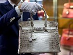 Đường dây làm túi Hermès Birkin giả thu lợi nhuận hàng triệu USD-4