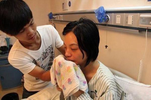 Vợ bị táo bón suốt 4 tuần phải nhập viện, khi biết nguyên nhân người chồng đồng ý không cứu-1