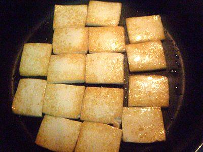 Chảo đậu rán nát bét lại được chị em khen, bênh chằm chặp hoá ra vì lý do bất ngờ!-5