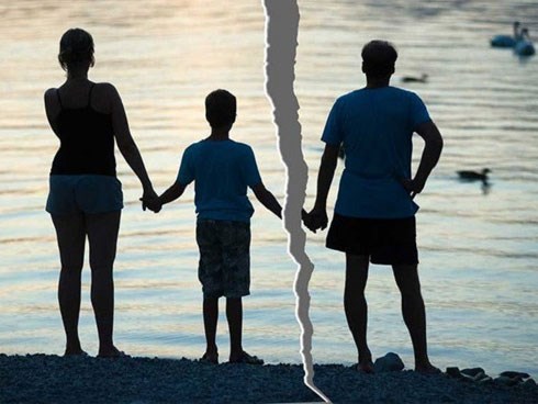 Lấy người đàn ông đã có một đời vợ, cô gái cay đắng nhận ra