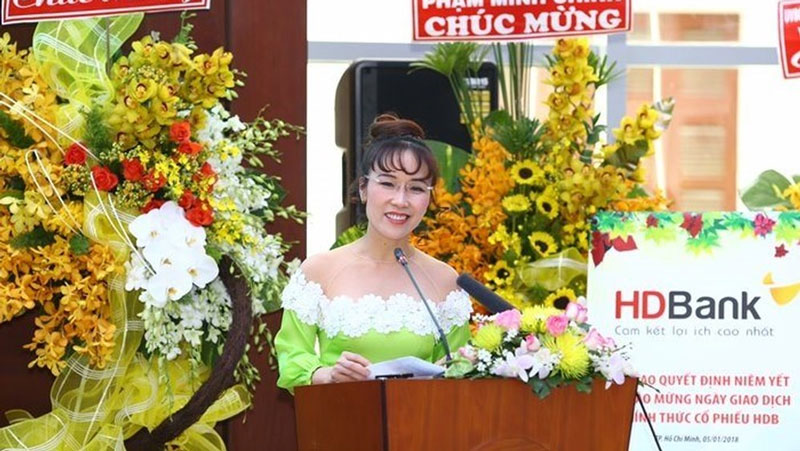 Sáp nhập 2 ngân hàng, mua 200 máy bay: 3 năm khó tin của tỷ phú Phương Thảo-2